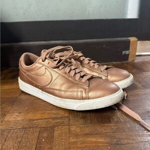 Nike Rose Gold Women’s Sneakers